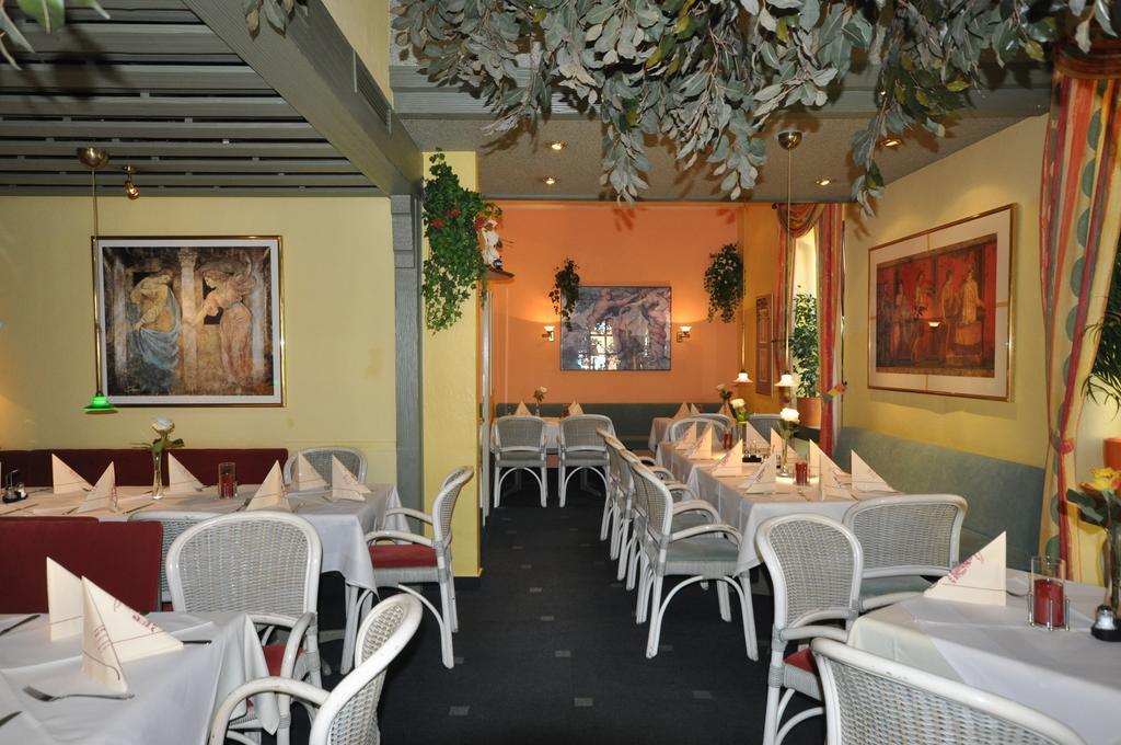 Hotel Restaurant "Athen" Munstermaifeld Ngoại thất bức ảnh