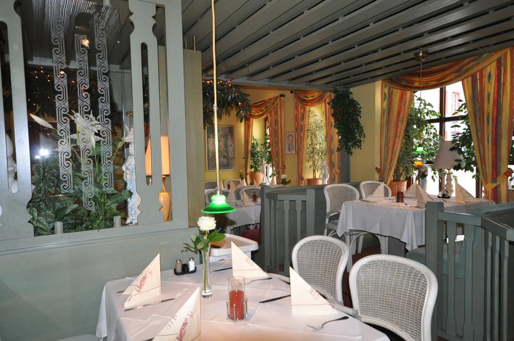 Hotel Restaurant "Athen" Munstermaifeld Ngoại thất bức ảnh