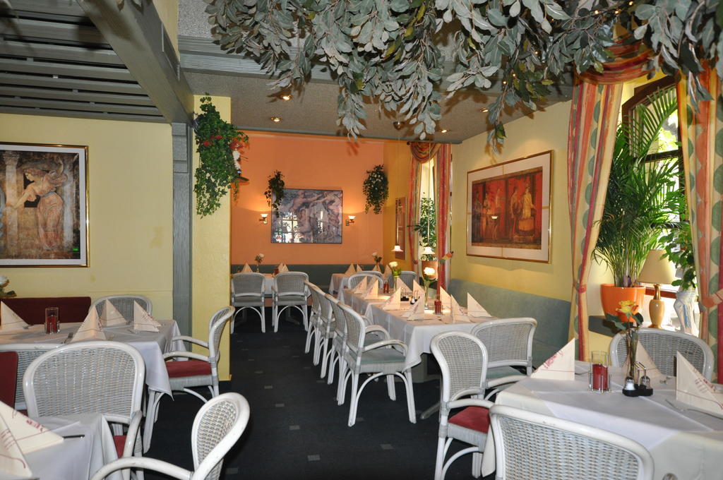 Hotel Restaurant "Athen" Munstermaifeld Ngoại thất bức ảnh